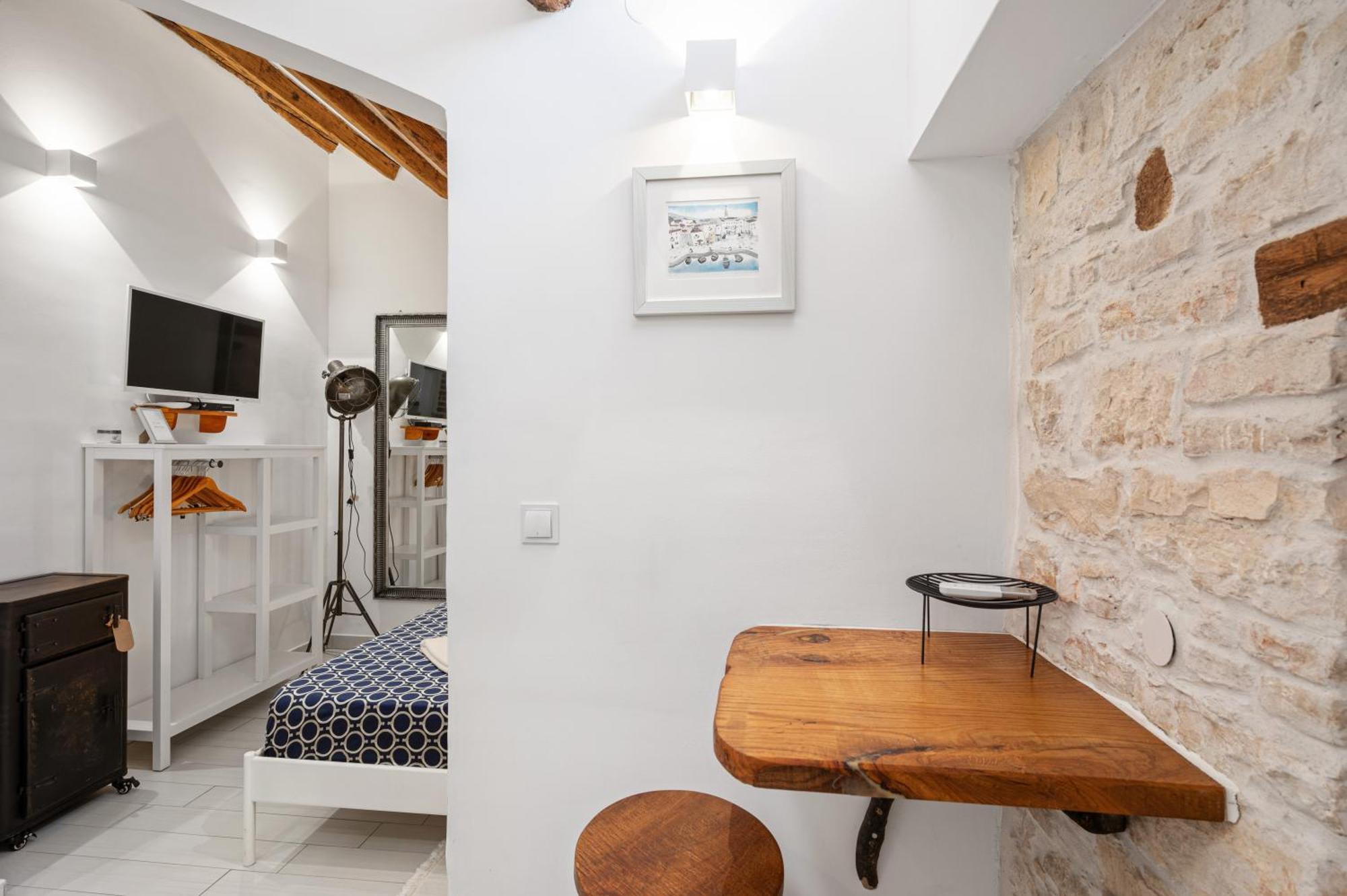 Studio Apartman Tutto Bene Rovinj Exterior photo
